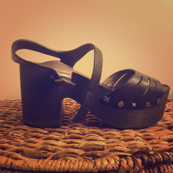 Chanel Sandals - Picture 1 of 7